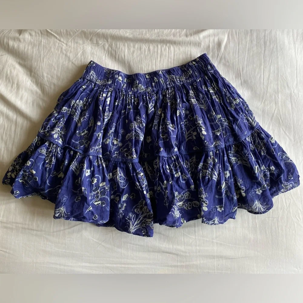 Treasure & Bond Mini Skirt in Blue Tiered Cotton, size Small - Picture 2 of 7